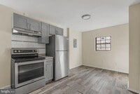 Building Photo - 722 W Allegheny Ave