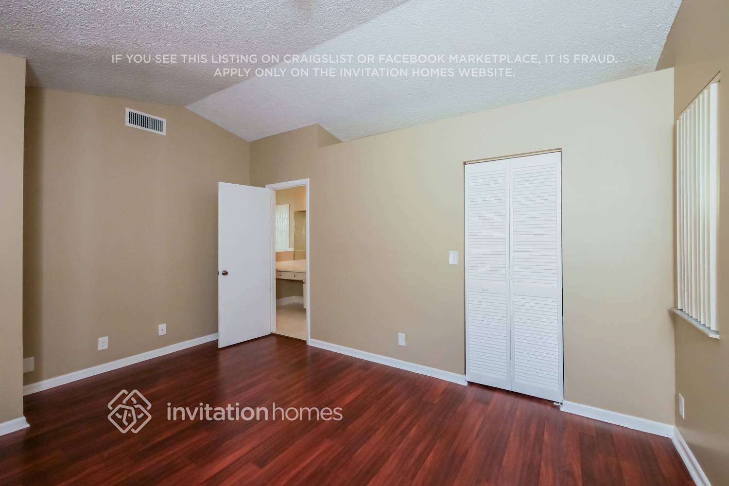 Building Photo - 17860 SW 11th Ct