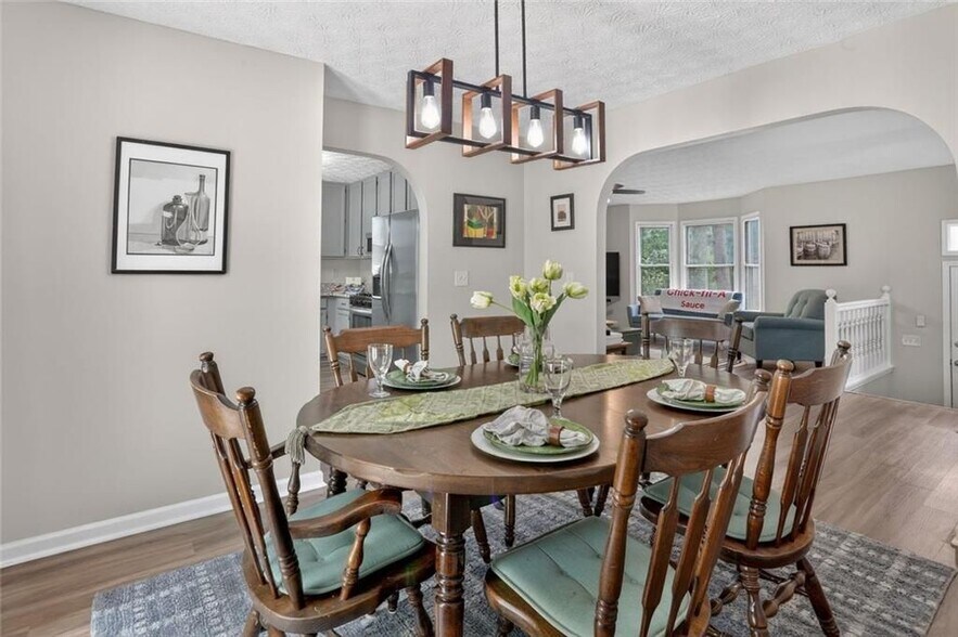 Building Photo - 2562 Kennesaw Springs Ct