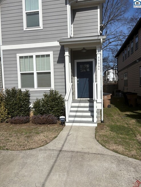 Building Photo - 5906A Carl Pl