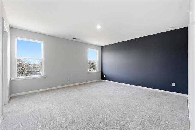 Building Photo - 21 Golden Eagle Pkwy