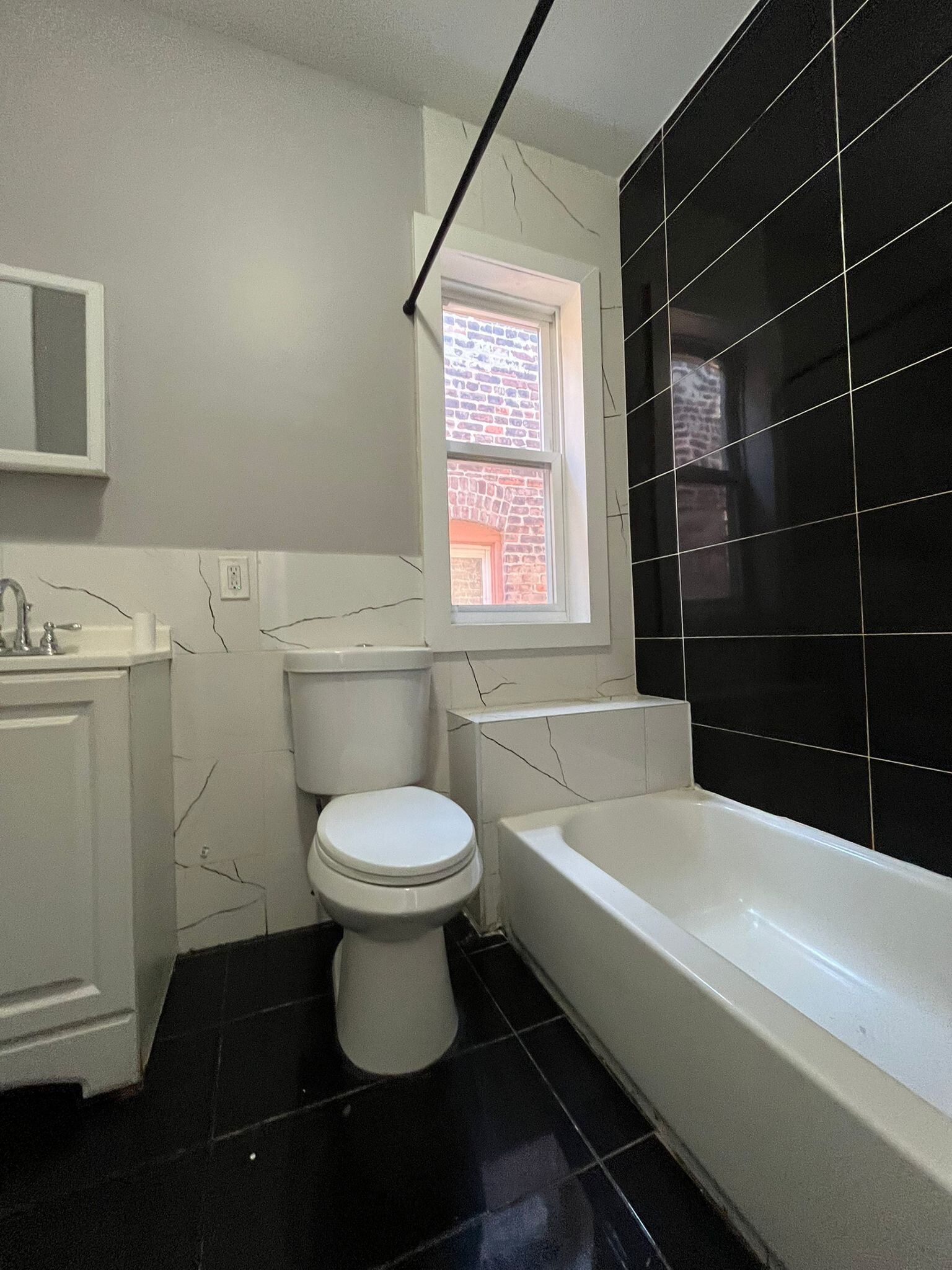 Building Photo - 268 Dwight St