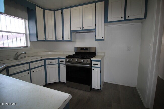 Building Photo - 3615 Olympic Ave