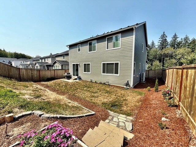Building Photo - 740 SE Nordmann Lp