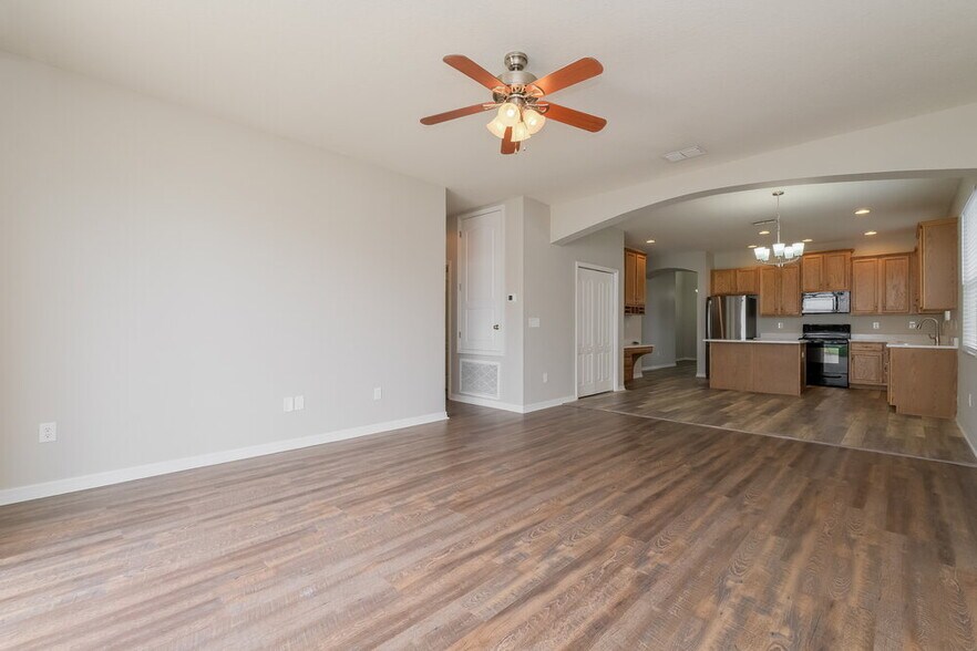 Building Photo - 14143 Holly Hammock Ln