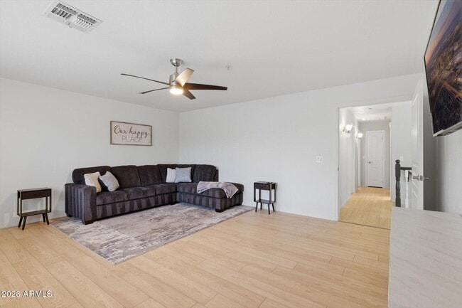 Building Photo - 9750 E Gelding Dr