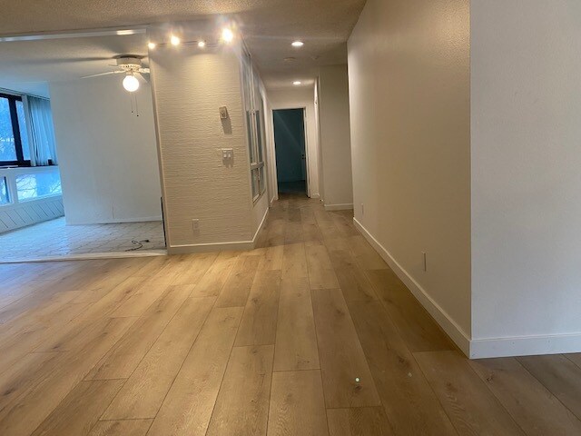 Building Photo - 575 Esplanade