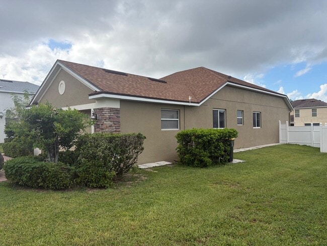 Building Photo - 4576 Barbados Loop
