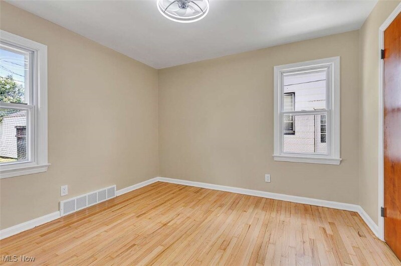 Building Photo - 14205 Kennerdown Ave