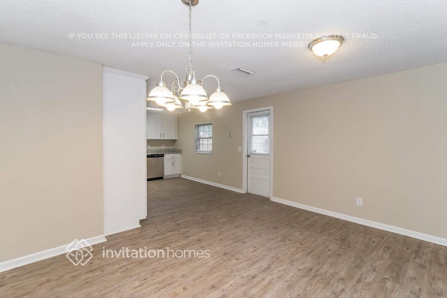 Building Photo - 11503 Americana Ln