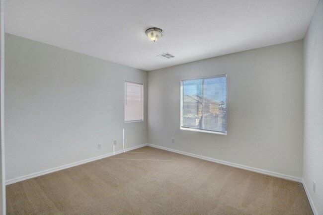 Building Photo - Beautiful Home in Amazing Rhodes Ranch - Guard Gated