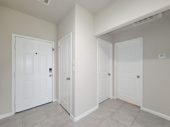 Building Photo - 29614 Breakwater Dr