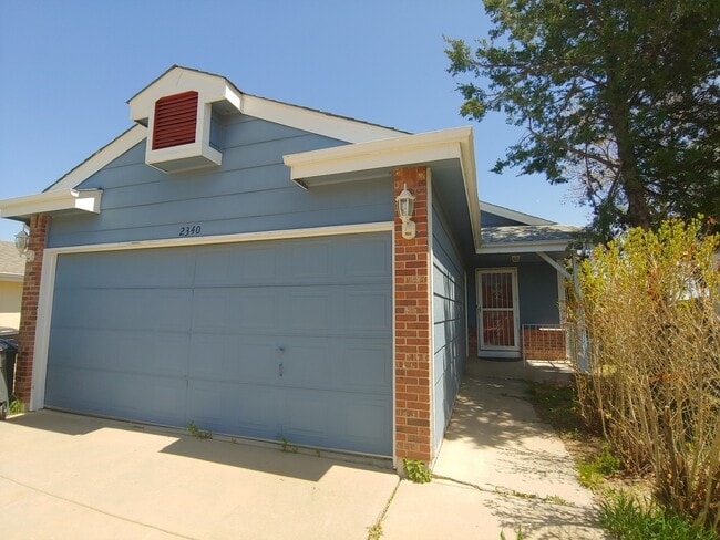 Building Photo - 2340 E Cherrywood Dr