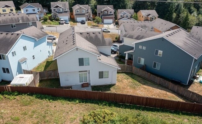 Building Photo - 4bd/2.5ba Lake Stevens Home