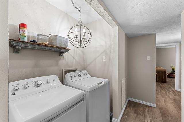 Building Photo - 5005 Overton Cir