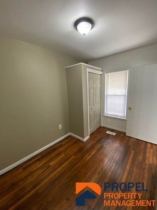 Building Photo - 157 E Bennett St