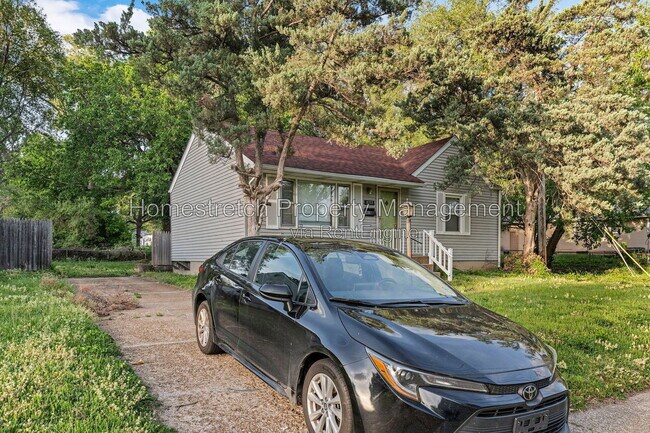 Building Photo - 8253 Frost Ave