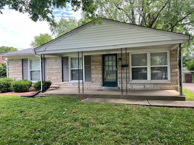 Primary Photo - OKOLONA HOME