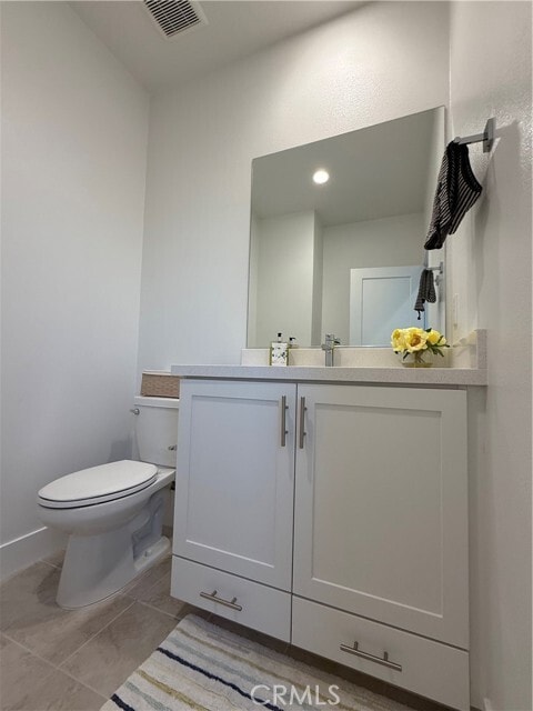 Building Photo - 273 Novel