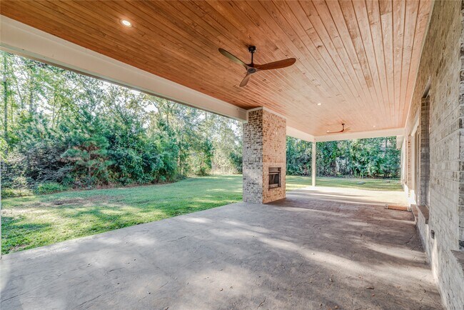 Building Photo - 25126 Scarlett Manor Ct