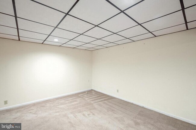 Building Photo - 7223 Reservation Dr