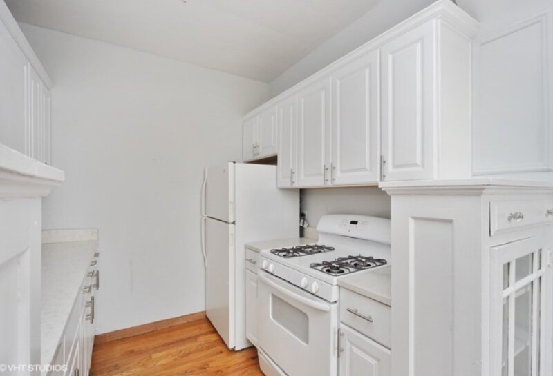 Building Photo - 650 Central Ave