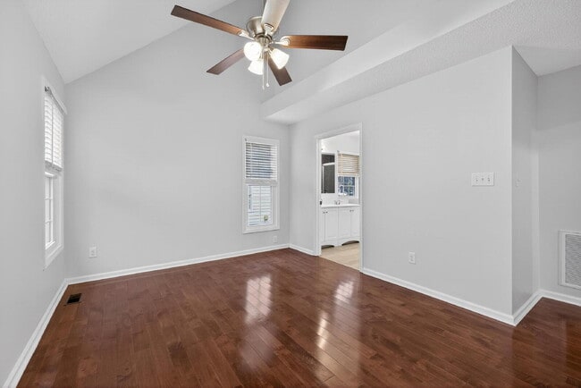 Building Photo - 1010 Trail Stream Way