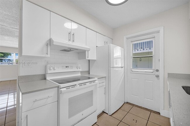 Building Photo - 861 SW 74th Terrace