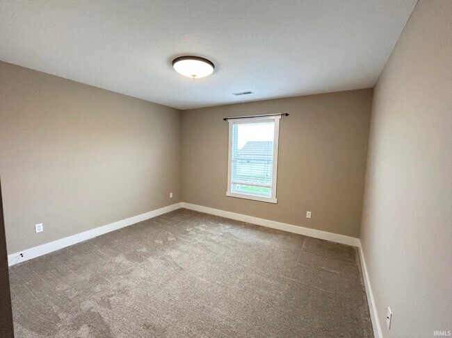 Building Photo - 13221 Hawks View Blvd