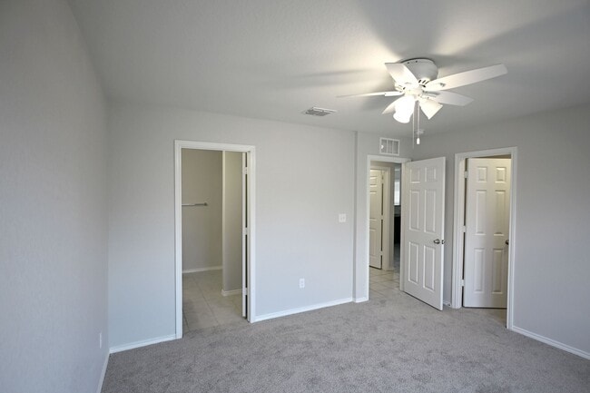 Building Photo - 458 Russian Sage