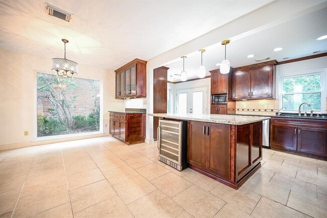 Building Photo - 12219 Gladewick Dr