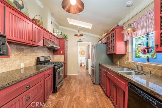 Building Photo - 209 Ruby Ave