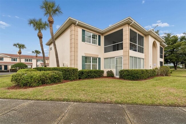 Building Photo - 10375 Carrollwood Ln