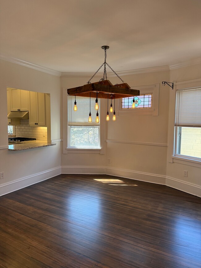 Building Photo - 33 Montclair Ave