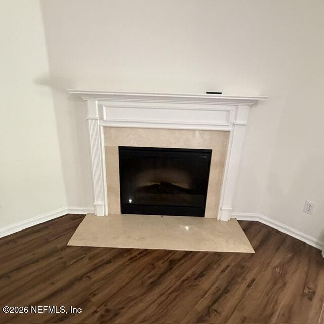 Building Photo - 12045 Sands Pointe Ct