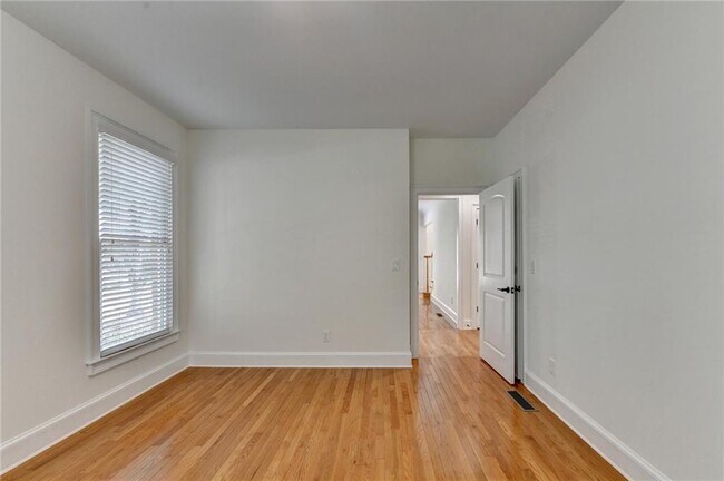 Building Photo - 10645 Honey Brook Cir