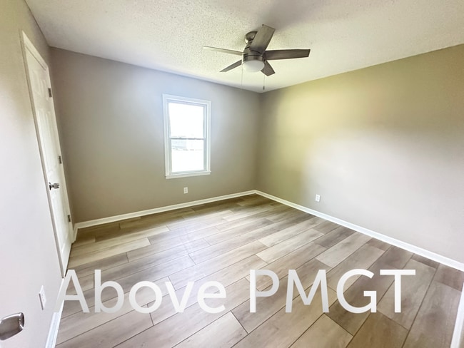 Building Photo - Completely remodeled and a Great location in Inman.