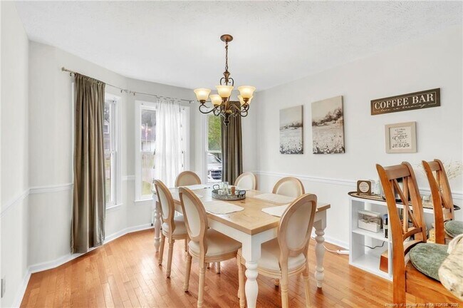 Building Photo - 5008 Shimmer Dr