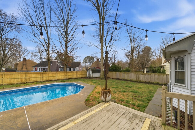 Building Photo - 1429 Birch Leaf Rd