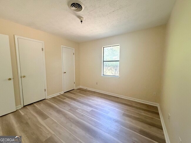 Building Photo - 117 Alden Ct