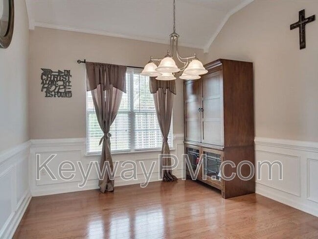 Building Photo - 3019 Pepperhill Dr