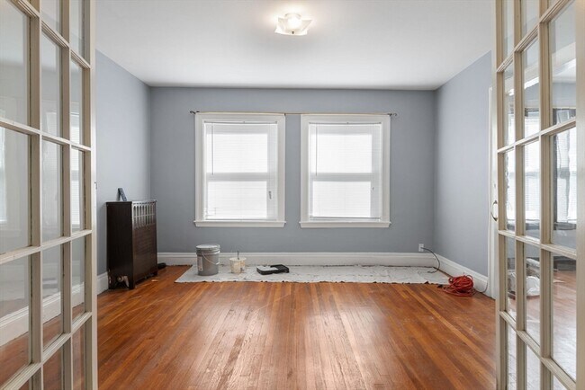 Building Photo - 146 Homestead St