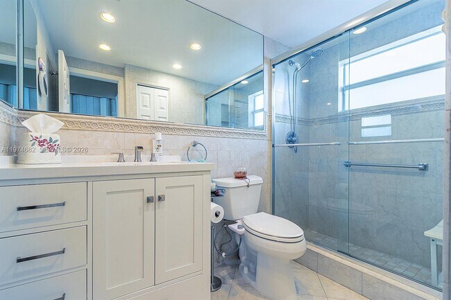 Building Photo - 121 Golden Isles Dr