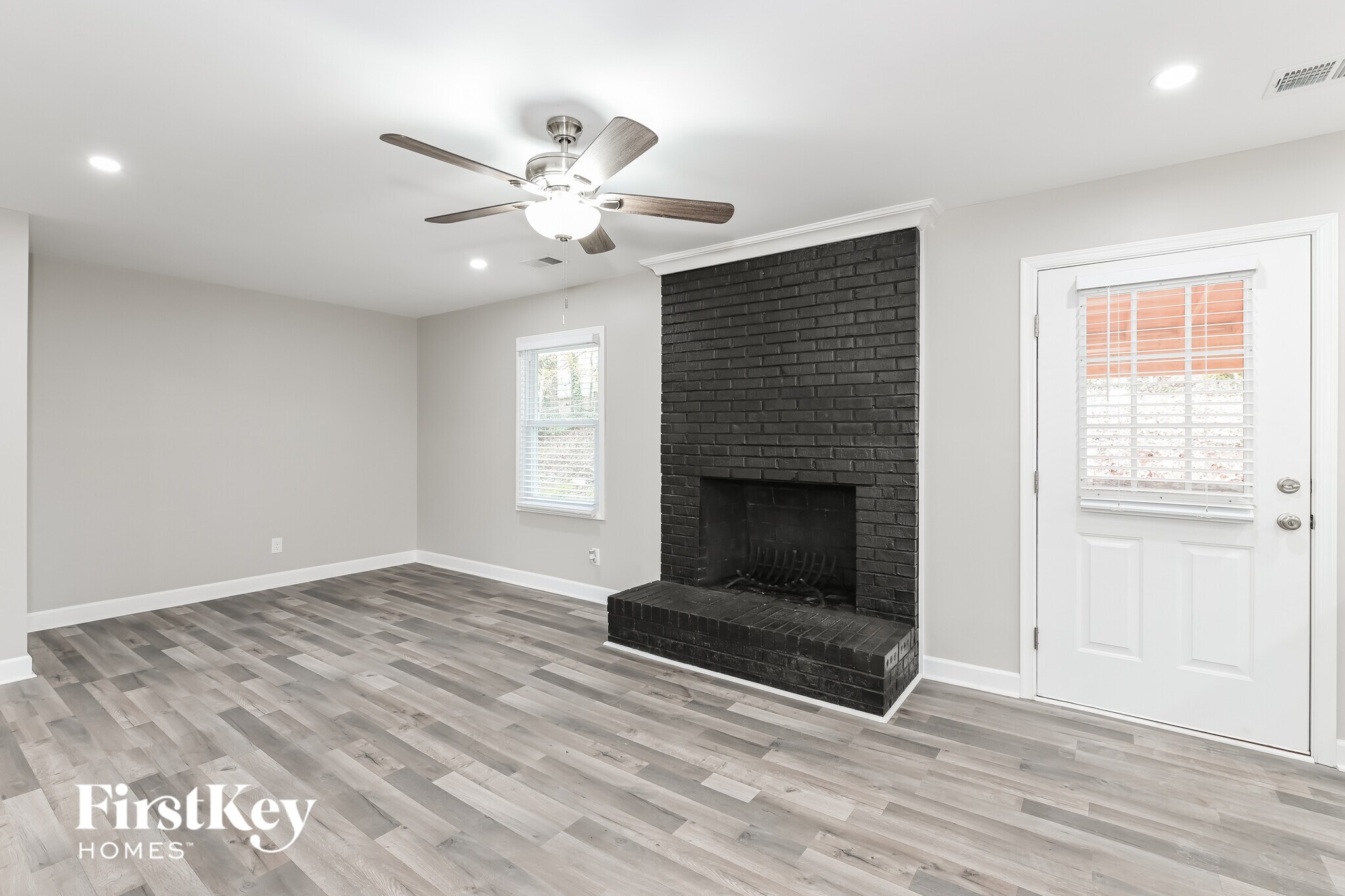 Building Photo - 946 Hargett Ct