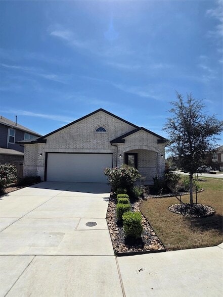 Building Photo - 8902 Grand Western