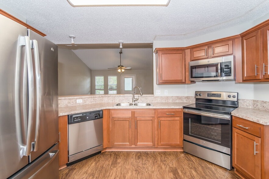 Building Photo - 2672 Secret Harbor Dr