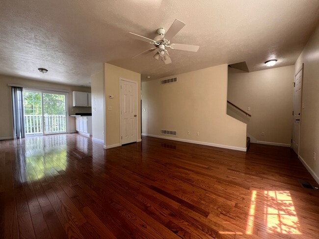 Building Photo - 1443 Willey St