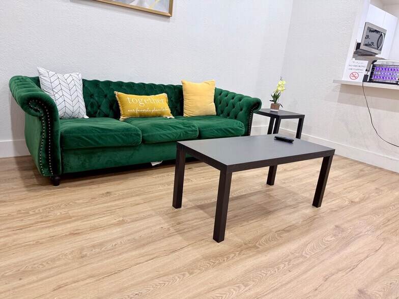 Building Photo - 20423 NW 29th Pl