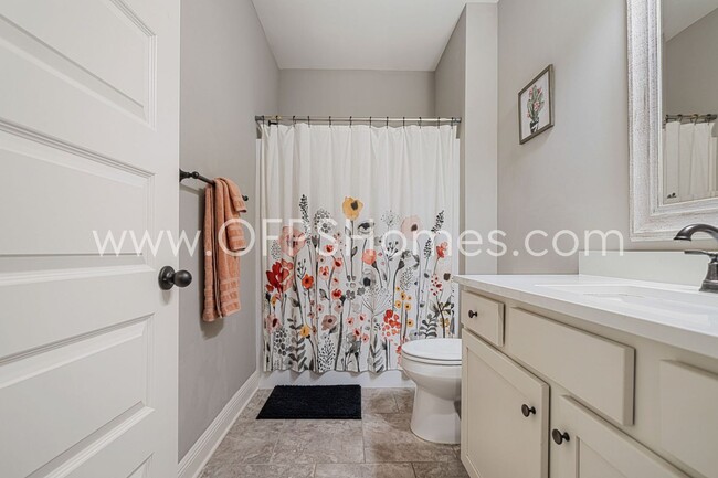 Building Photo - 4bed Fort Walton Beach Home