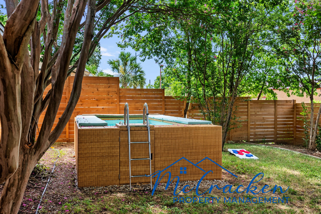 Building Photo - City Escape: AustinGetaway Seasonal Pool